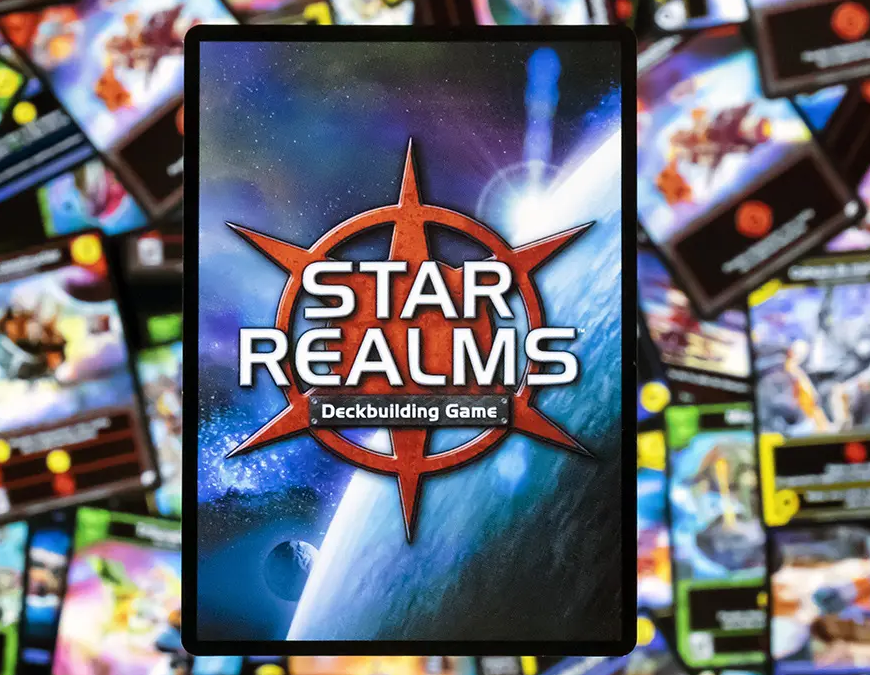 Star Realms – Dominio Galáctico en Tu Mesa